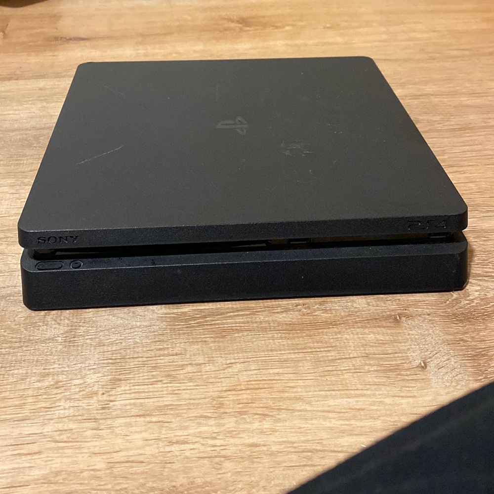 Play station 4